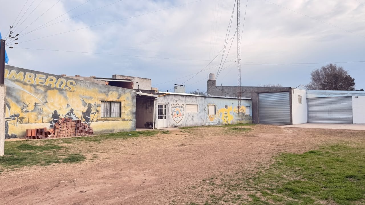 Frente del cuartel de Bomberos Voluntarios de Winifreda